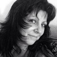 Regina Newman Photo 15
