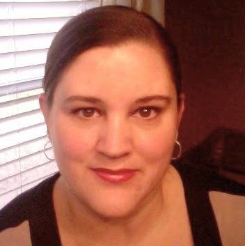 Laurie Gonzales Photo 38