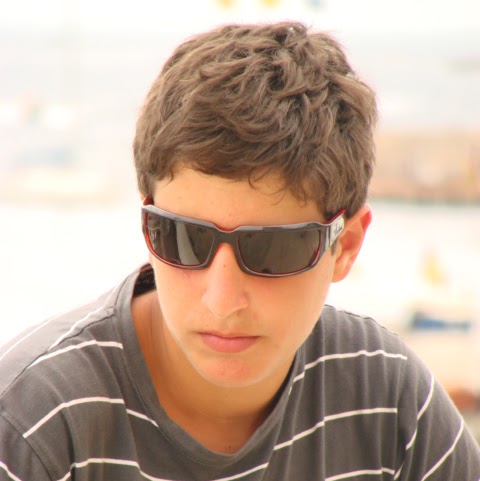 Jonathan Moreno Photo 8