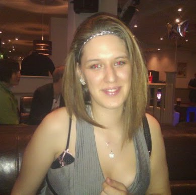Sarah Flint Photo 10
