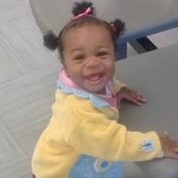 Shenika Robinson Photo 11