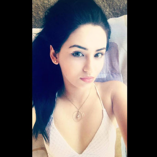 Katia Armenta Photo 2