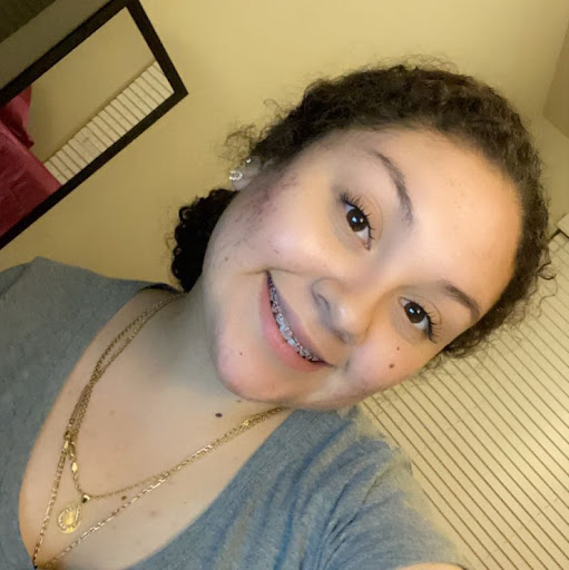 Evelyn Carrillo Photo 25