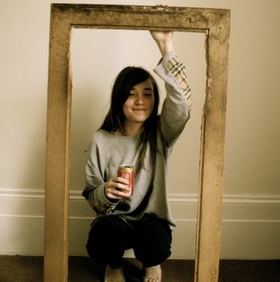 Anna Dodd Photo 4