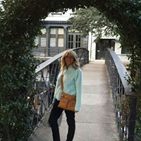 Deborah Peters Photo 27