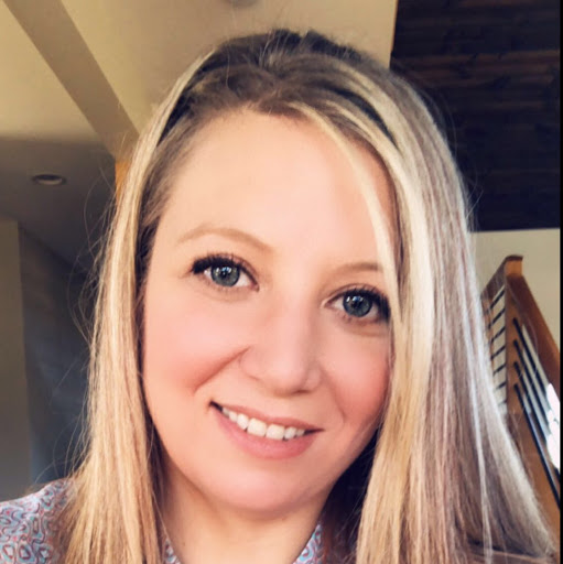 Jennifer Roark Photo 24