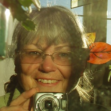 Dana Gordon Photo 35