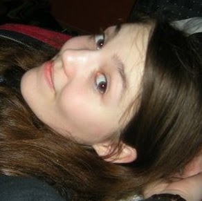 Amy Kinsman Photo 12