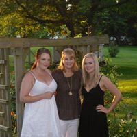 Laurie Benson Photo 41