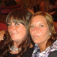Laura Wray Photo 18