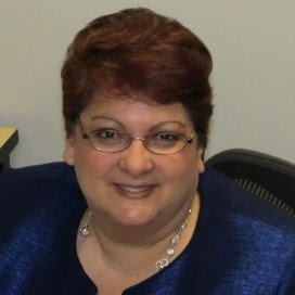 Lynn Howe Photo 31