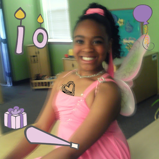 Alexis Travis Photo 7