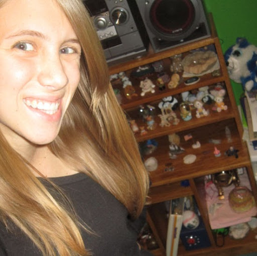 Sarah Armstrong Photo 9