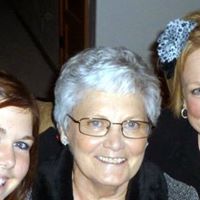 Beverly Robbins Photo 32