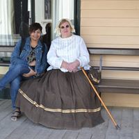 Geraldine Lawrence Photo 34