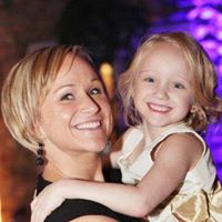 Traci Wright Photo 20
