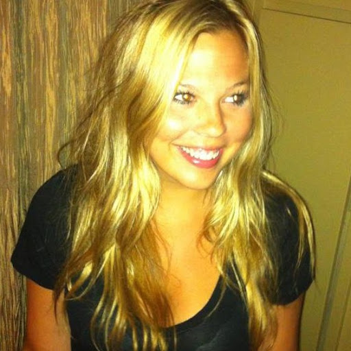 Melinda Ray Photo 17