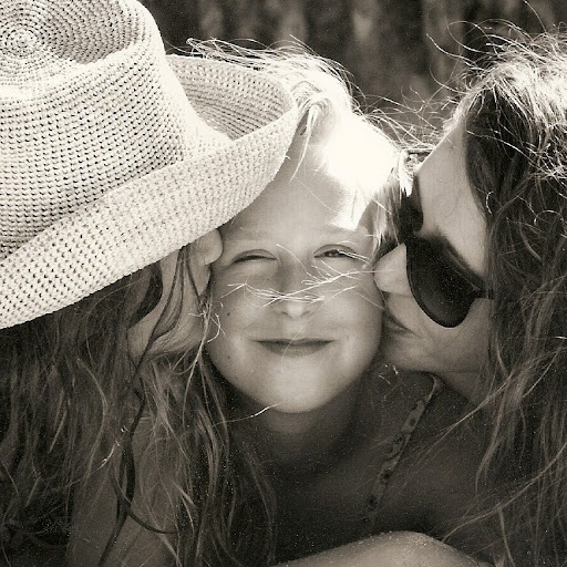 Sandra Heine Photo 3
