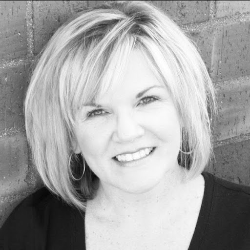 Cynthia Hanson Photo 40