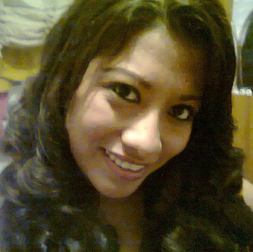 Ada Gomez Photo 32