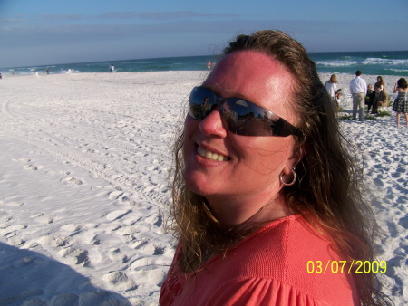 Christina Morris Photo 35