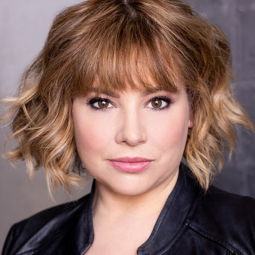 Robyn Clark Photo 35