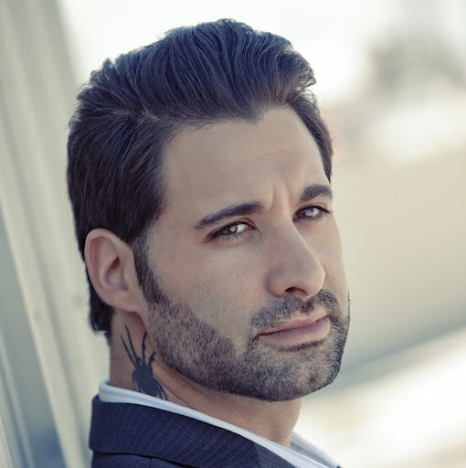 Daniel Weber Photo 42