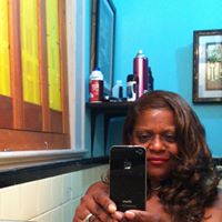 Yvette Yates Photo 11