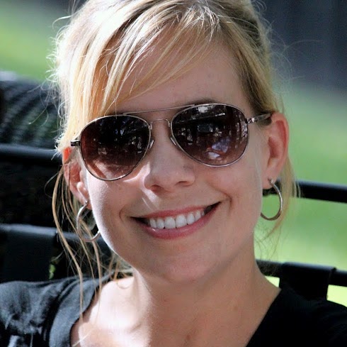 Allison Farrar Photo 13
