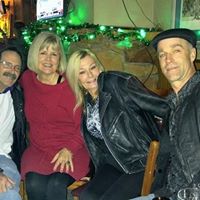 Leslie Blevins Photo 37