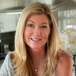 Tracy Lund Photo 28