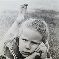 Molly Cook Photo 24