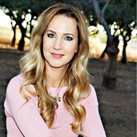 Kelly Ashton Photo 26