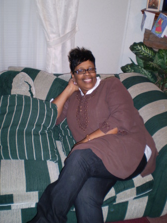Caroline Brown Photo 8