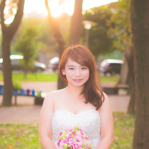 Jen Lin Photo 36