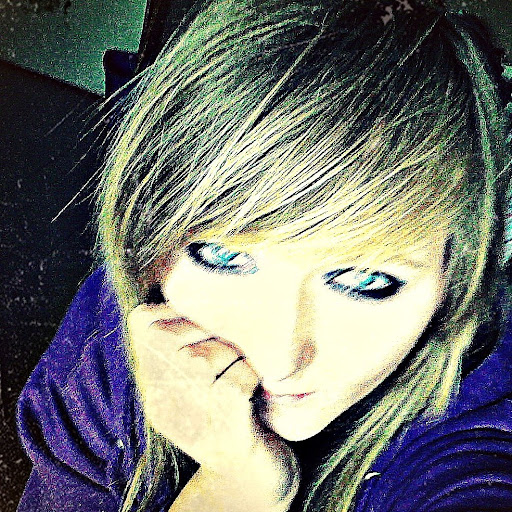 Kelly Black Photo 31