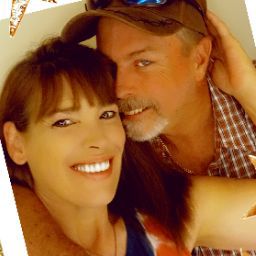 Tina Carpenter Photo 30