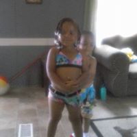 Valarie Green Photo 25