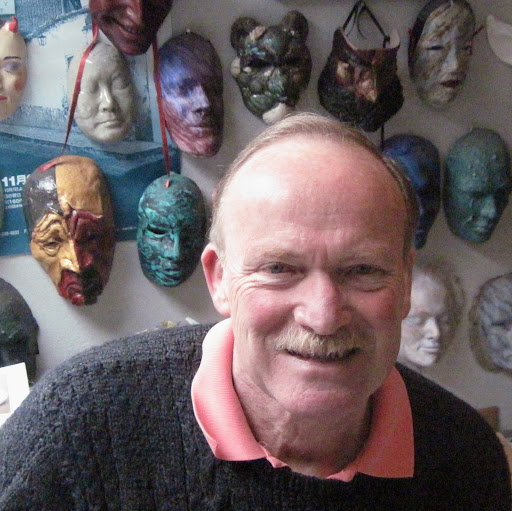 Robert Rhoades Photo 9