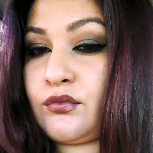 Elizabeth Gomez Photo 25