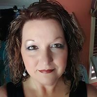 Jennifer Hiatt Photo 24