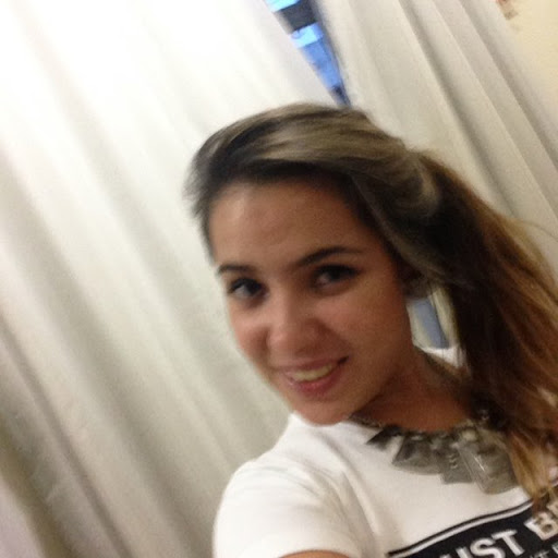 Stephanie Buchholz Photo 18