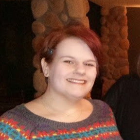 Tracy Larson Photo 33