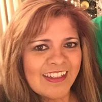 Rebecca Robles Photo 28