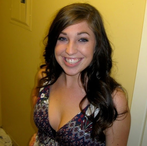 Vicky Hansen Photo 9