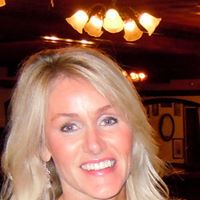 Christine Comstock Photo 28