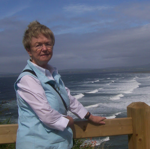 Annette Mclaughlin Photo 7