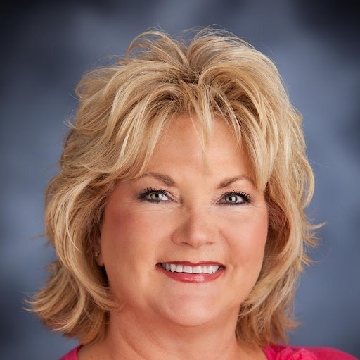 Bonnie Gardner Photo 35