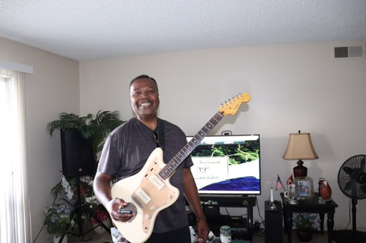 Ronald Perkins Photo 25