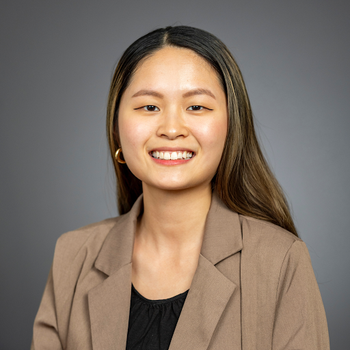 Amy Zheng Photo 14